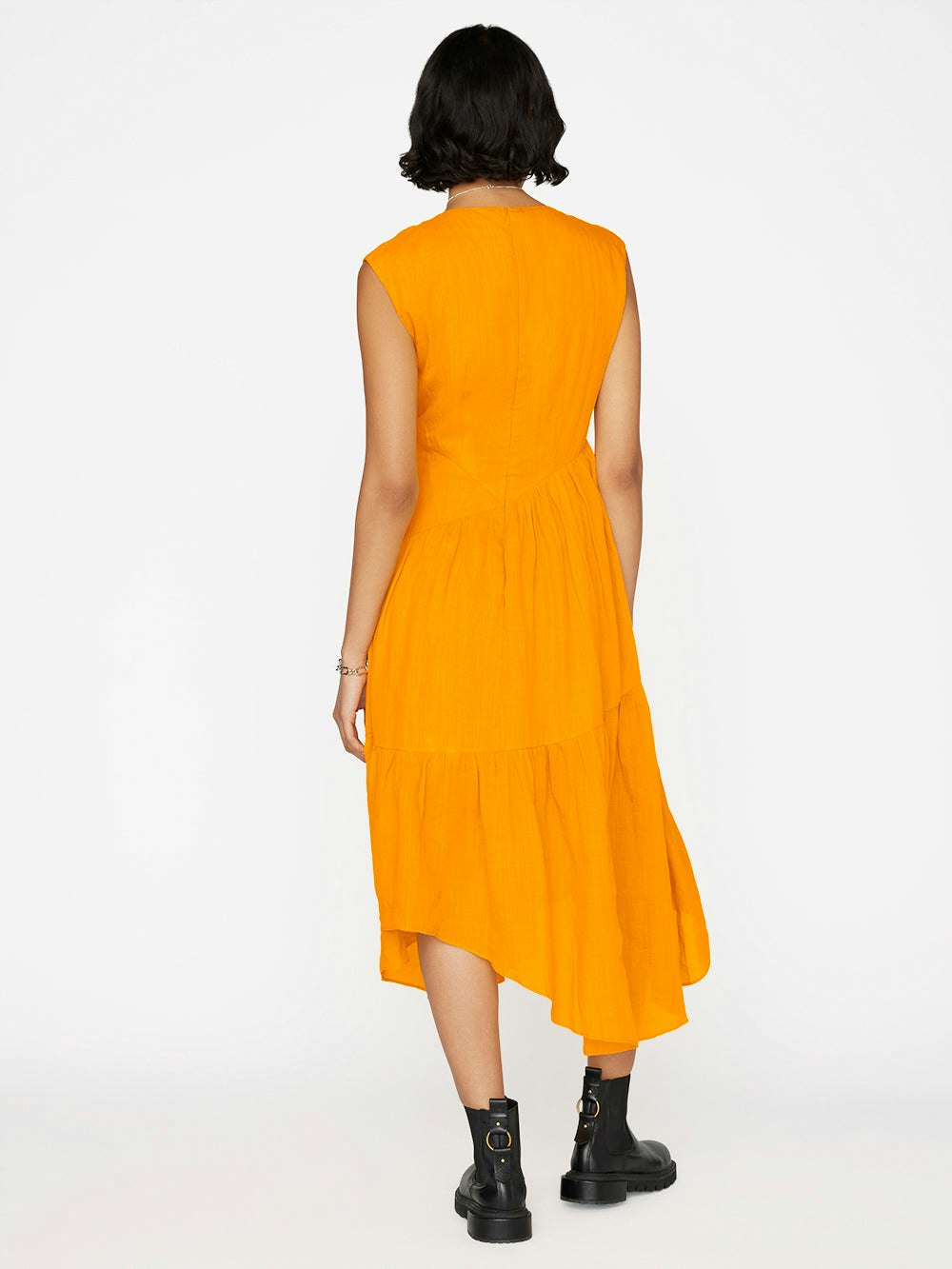 dress back view alt:fit2 alt:hover